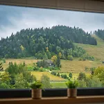 Polana Kasztelana - Beskid Wyspowy شاليه *
